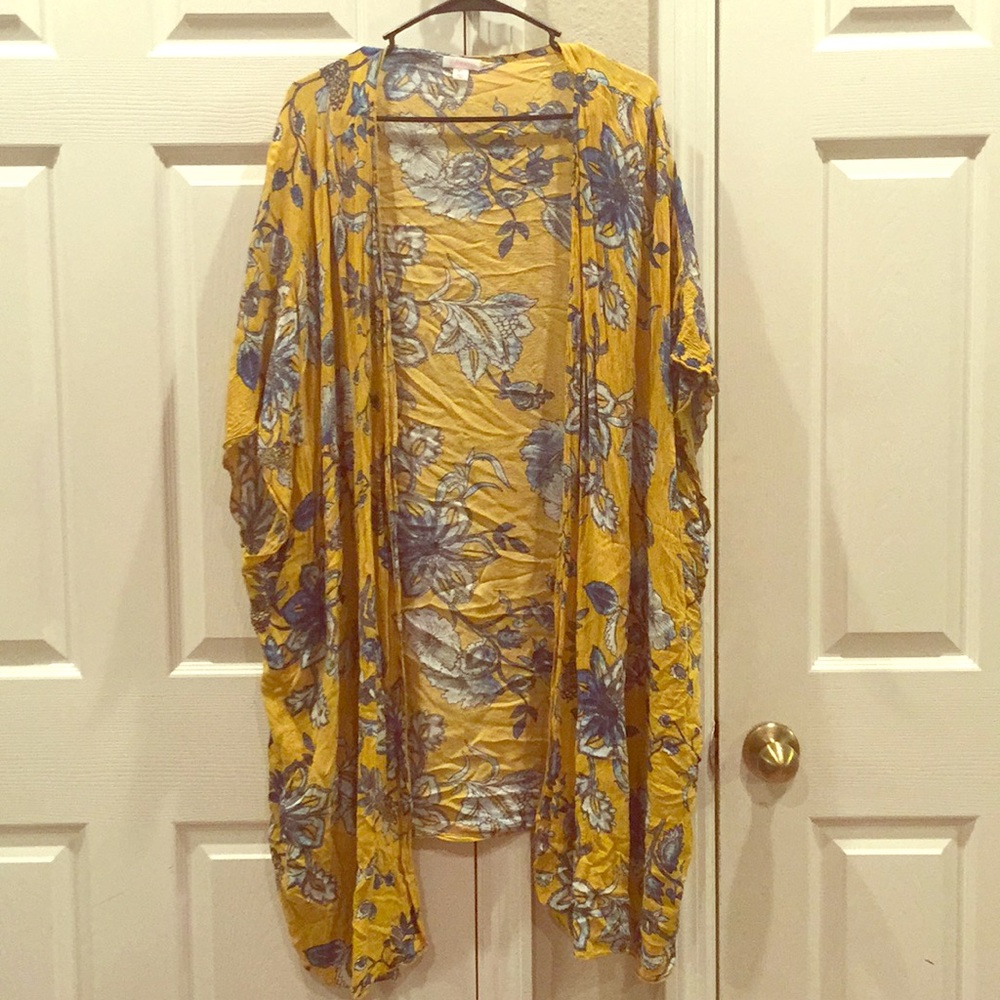 Yellow and blue Kimono